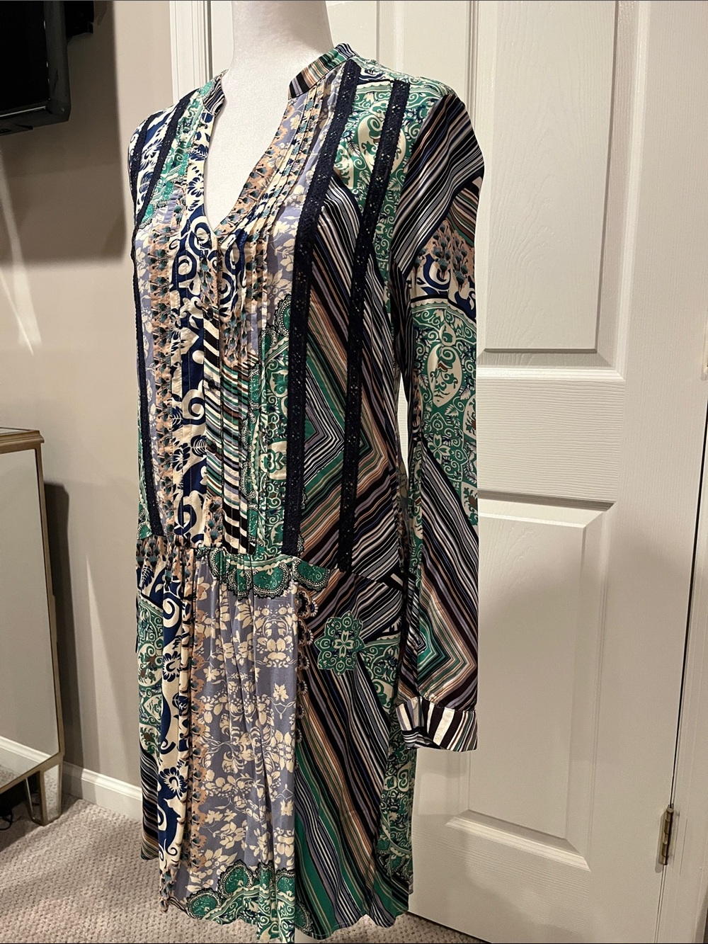 Mixed Print Long-Sleeve Dress in Green and Navy - Picture 2 of 7